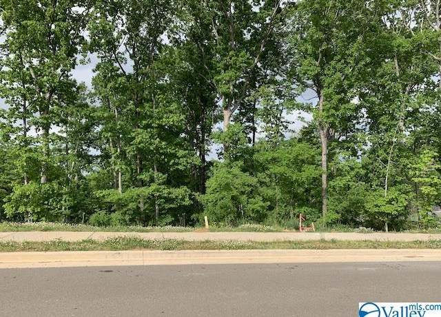 Property at 30 Watson Grande Way, Owens Cross Roads, AL 35763