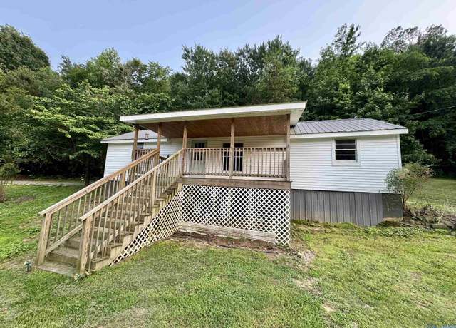 Property at 4157 Hideaway Dr, Guntersville, AL 35976, 3 beds, 1 bath