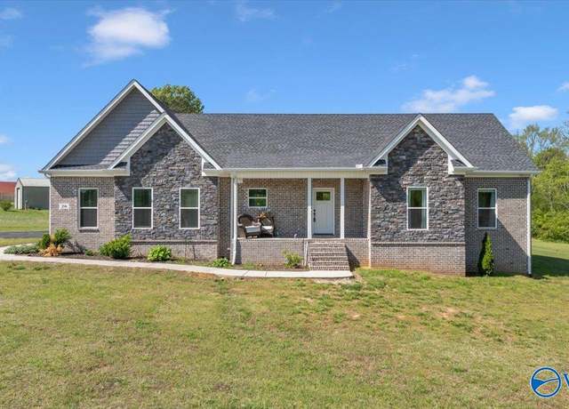 Property at 20 Joeffie Rd, Grant, AL 35747, 4 beds, 2.5 baths