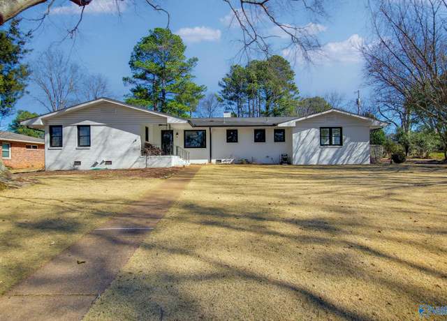 Property at 2204 Pennylane, Decatur, AL 35601, 3 beds, 2.5 baths