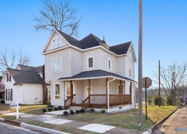 Property at 911 N Raleigh Ave, Sheffield, AL 35660, 5 beds, 3.5 baths