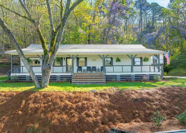Property at 251 Riddles Bend Rd, Rainbow City, AL 35906, 4 beds, 2.5 baths