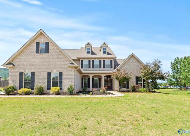 Property at 7400 Nature Walk Way, Owens Cross Roads, AL 35763, 4 beds, 4.5 baths