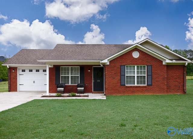 Property at 255 Laid Back Ln, Hazel Green, AL 35750, 3 beds, 2 baths