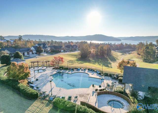 Property at 1070 Heritage Dr, Guntersville, AL 35976