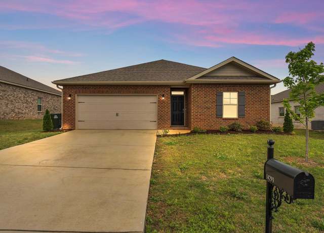 Property at 14293 Leadenhall Ln, Athens, AL 35613, 3 beds, 2 baths