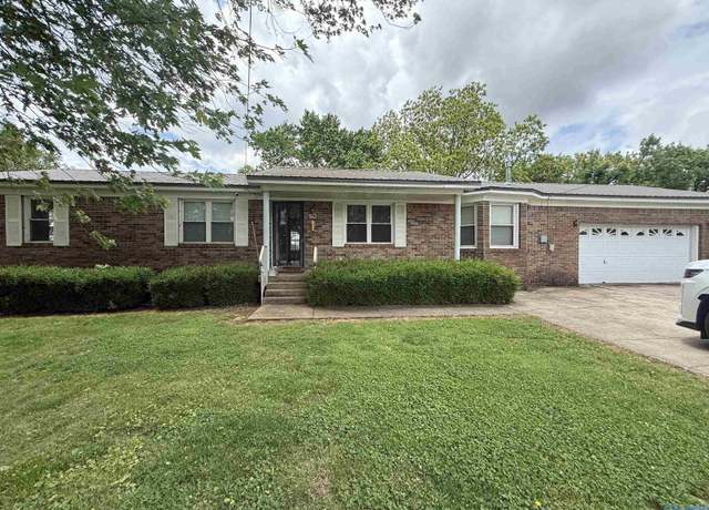 Property at 186 Brady Dr, Hazel Green, AL 35750, 3 beds, 1.5 baths