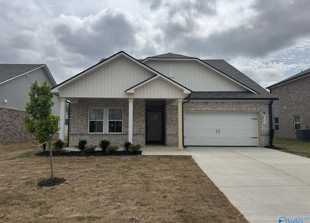 Property at 98 Wilcot Rd, Meridianville, AL 35759, 4 beds, 3 baths