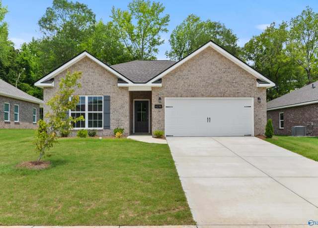 Property at 6238 Pisgah Dr NW, Huntsville, AL 35810, 3 beds, 2 baths