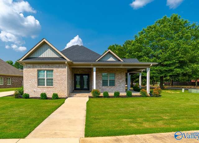 Property at 1920 Brayden Dr, Decatur, AL 35603, 4 beds, 3 baths