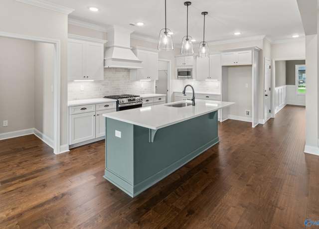 Property at 204 M.b. Ayers Way, New Market, AL 35761, 4 beds, 3.5 baths