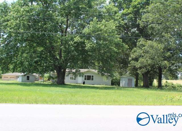 Property at 8198-A Brindlee Mountain Pkwy, Arab, AL 35016, 3 beds, 1 bath