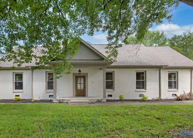 Property at 607 Maize St, Athens, AL 35611, 5 beds, 2.5 baths