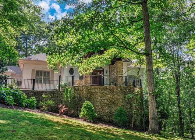Property at 1631 Burk Dr NW, Fort Payne, AL 35967, 4 beds, 4 baths