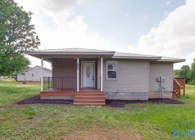 Property at 1517 Ready Section Rd, Hazel Green, AL 35750, 3 beds, 2 baths
