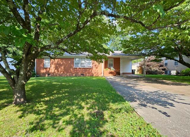 Property at 325 Crestview St, Athens, AL 35611, 3 beds, 1 bath