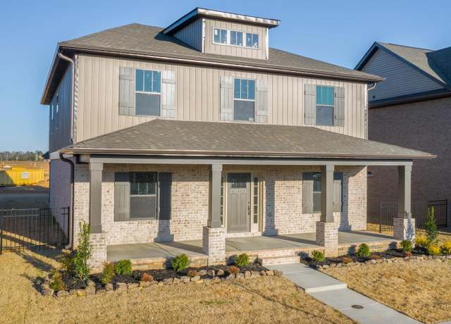 Property at 17400 Brooklawn St, Athens, AL 35611, 3 beds, 2.5 baths