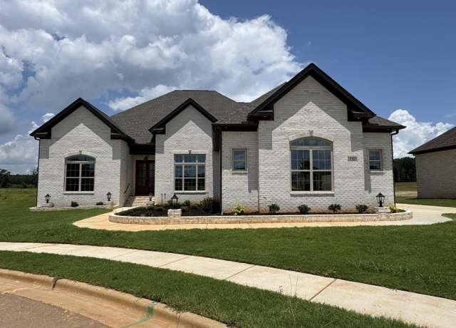 Property at 110 Montcliff Dr, Madison, AL 35756, 5 beds, 5.5 baths