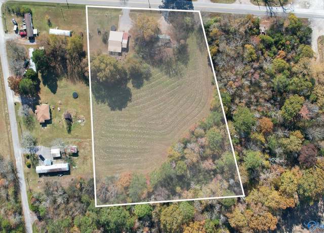 Property at 4685 Main Dr, New Hope, AL 35760