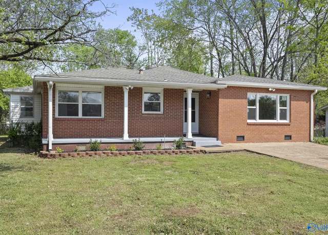 Property at 2707 Morgan St SW, Huntsville, AL 35805, 3 beds, 2 baths