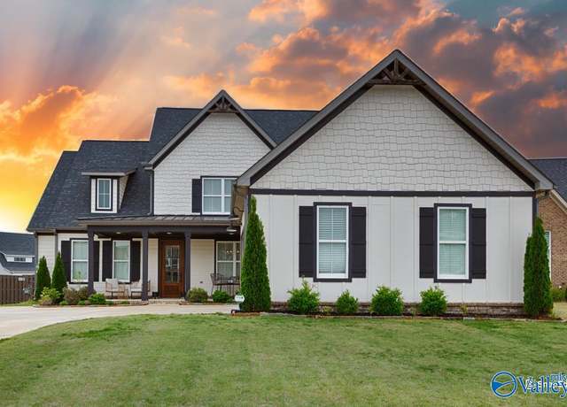 Property at 6305 Loring Loop NW, Huntsville, AL 35806, 4 beds, 3 baths