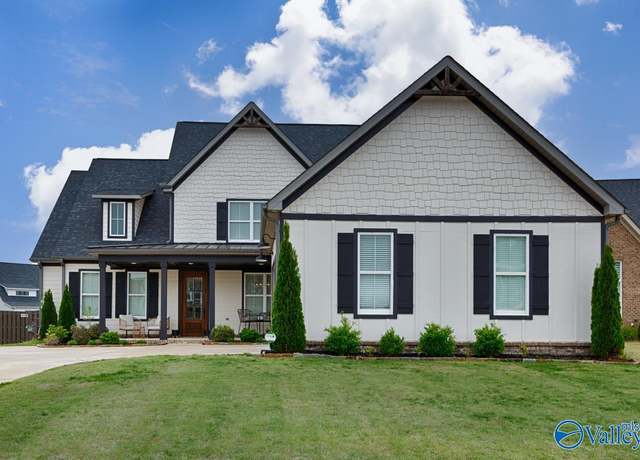 Property at 6305 Loring Loop NW, Huntsville, AL 35806, 4 beds, 3 baths