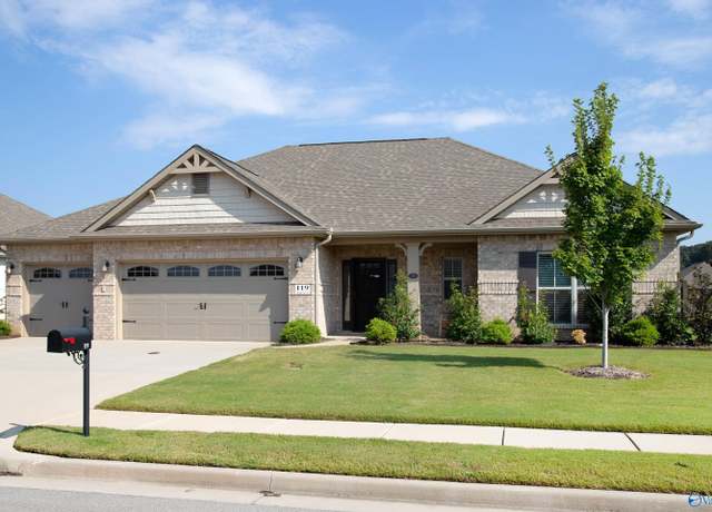 Property at 119 Tannenbaum Dr, Meridianville, AL 35759, 4 beds, 3 baths