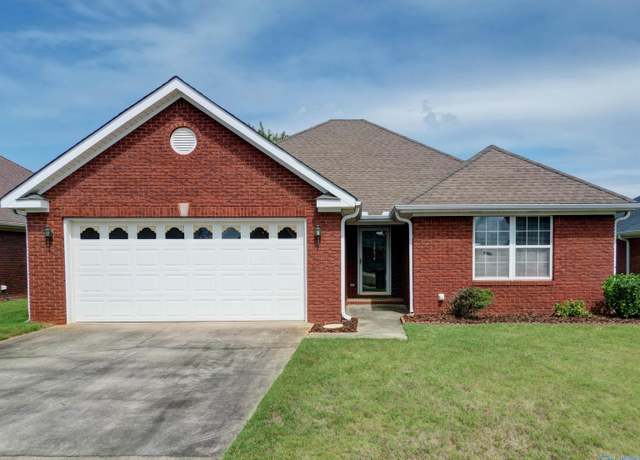 Property at 1824 Scobee Ave, Decatur, AL 35603, 3 beds, 2 baths