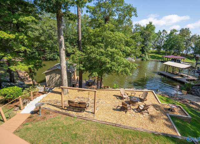 Property at 1290 County Road 212, Centre, AL 35960, 3 beds, 2 baths