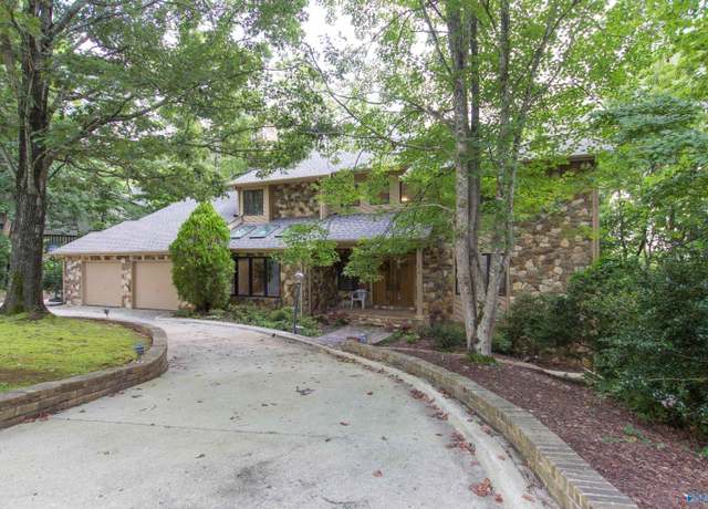 Property at 1618 Chandler Rd SE, Huntsville, AL 35801, 5 beds, 6 baths
