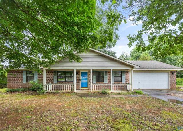 Property at 107 Coppersmith Cir, New Market, AL 35761, 3 beds, 2 baths