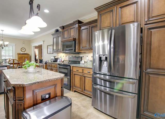 Property at 3501 SW Napa Valley Way, Decatur, AL 35603, 4 beds, 4 baths
