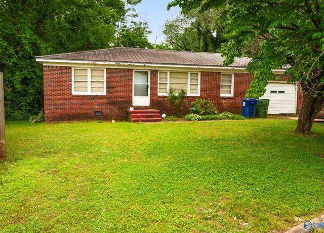 Property at 1906 Dunham Cir NW, Huntsville, AL 35816, 3 beds, 1 bath