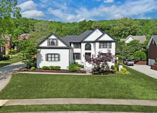 Property at 2907 Madrey Ln, Hampton Cove, AL 35763, 4 beds, 3.5 baths