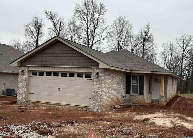 Property at 15310 Springbrook Trce, Athens, AL 35611, 3 beds, 2 baths