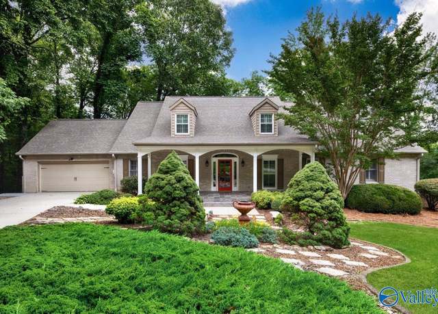 Property at 101 Runell Dr SE, Owens Cross Roads, AL 35763, 6 beds, 4.5 baths
