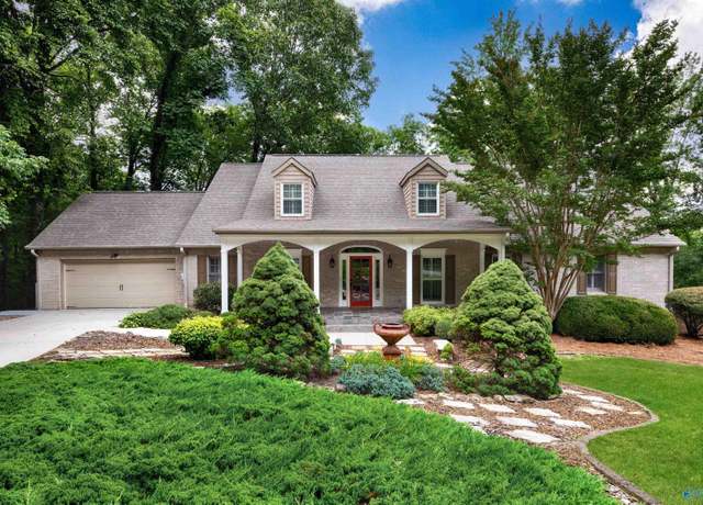 Property at 101 Runell Dr SE, Owens Cross Roads, AL 35763, 6 beds, 4.5 baths