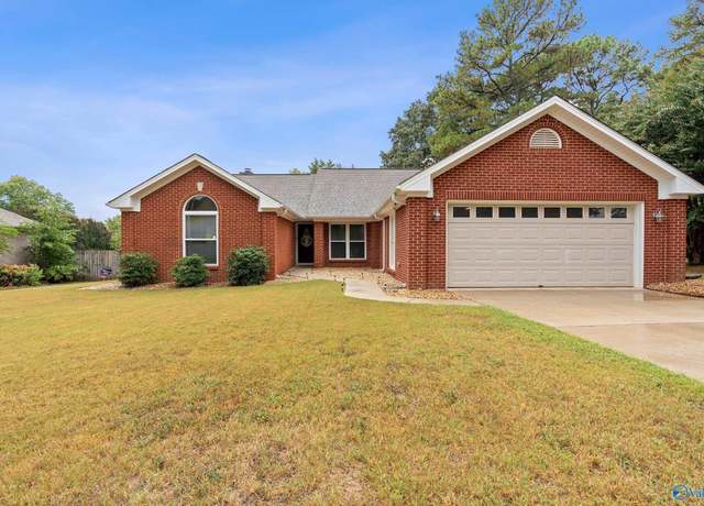 Property at 122 Dawn Dr, Madison, AL 35758, 3 beds, 2 baths