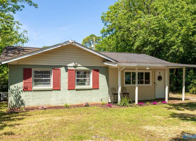 Property at 1101 5th Ave SW, Decatur, AL 35601, 3 beds, 1 bath