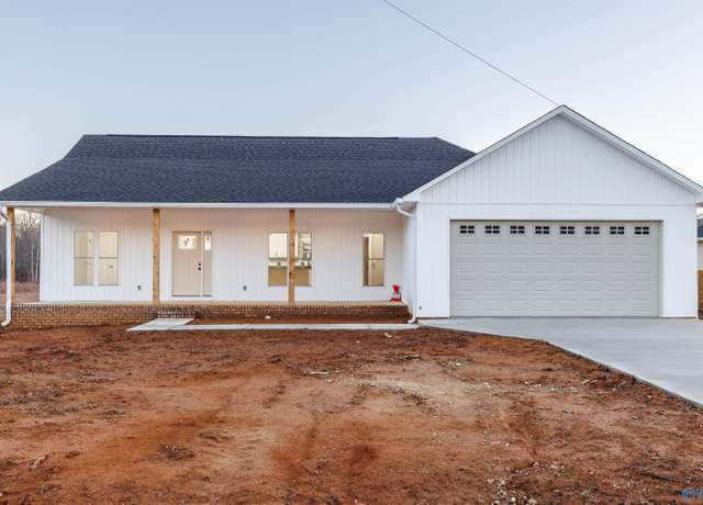 Property at 1489 Woods Cove Rd, Scottsboro, AL 35769, 3 beds, 2 baths