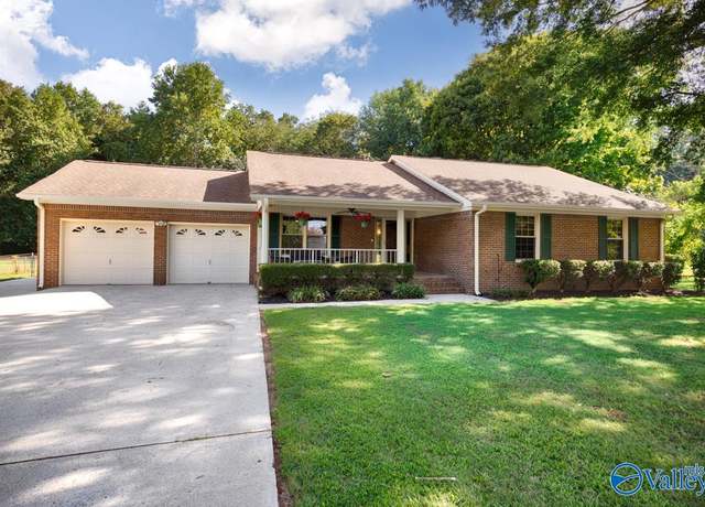 Property at 112 Meadow Run, Huntsville, AL 35811, 3 beds, 2 baths