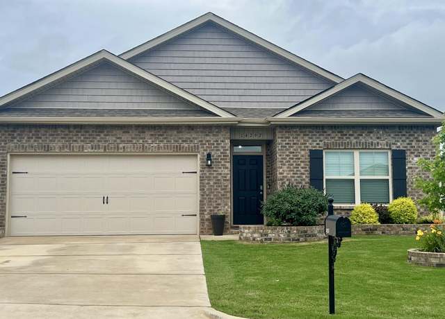 Property at 14267 Leadenhall Ln, Athens, AL 35613, 4 beds, 2 baths