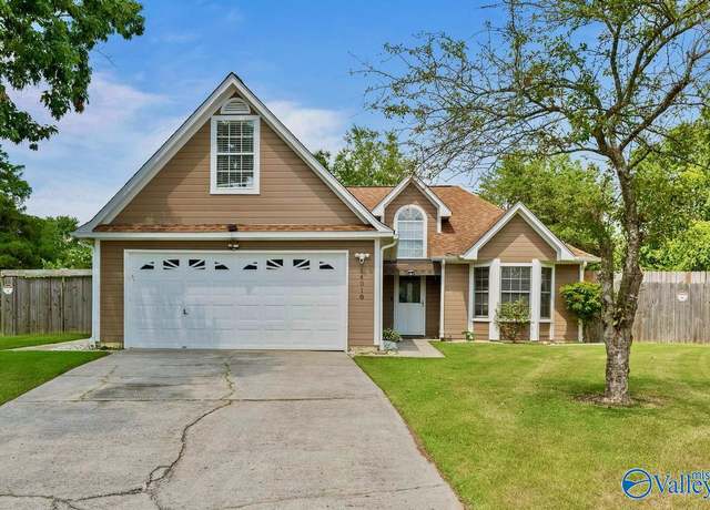 Property at 14018 Galveston Cir, Huntsville, AL 35803, 4 beds, 2.5 baths