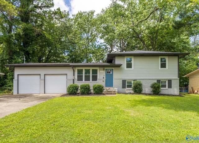 Property at 219 Curtis Dr, Huntsville, AL 35803, 4 beds, 3 baths