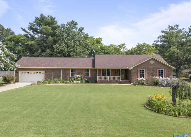 Property at 114 Butch Cir, Hazel Green, AL 35750, 3 beds, 2 baths