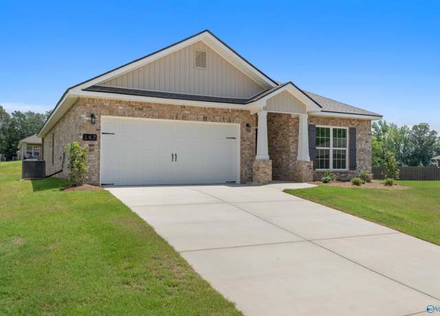 Property at 167 River Pointe Dr, New Market, AL 36761, 4 beds, 2 baths