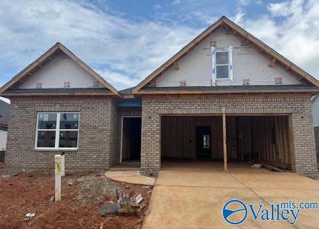 Property at 20584 Brook Valley Dr, Athens, AL 35611, 3 beds, 2 baths