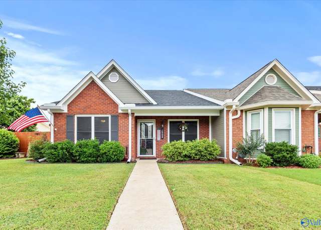 Property at 1508 Clairmont Dr SW, Decatur, AL 35603, 3 beds, 2 baths