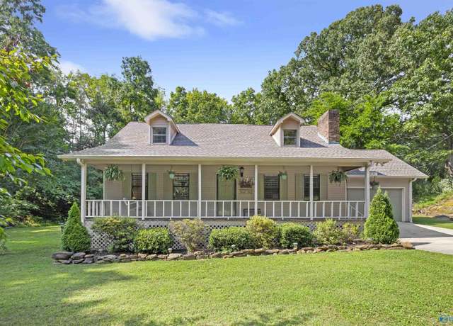 Property at 3731 Danville Rd, Decatur, AL 35603, 3 beds, 2 baths