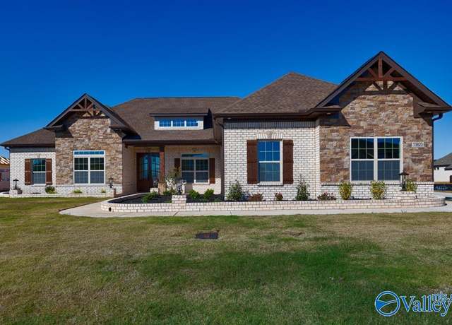Property at 13872 Goff Dr, Athens, AL 35611, 4 beds, 3.5 baths